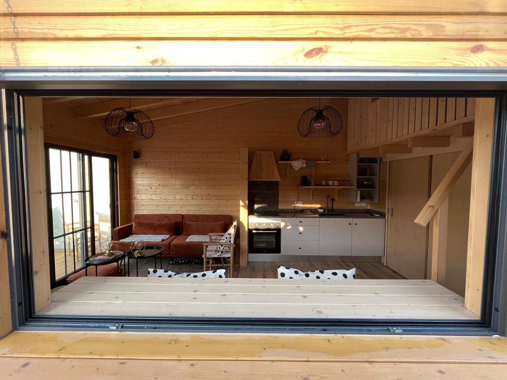 Santa Bárbara de Nexe Wood11 - Charming Tinyhouse In A Lovely Garden מראה חיצוני תמונה